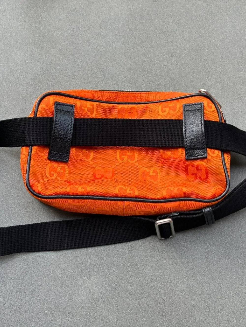 Gucci authentic off